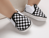 Spring and autumn new 0-1 years old baby shoes soft bottom set foot lattice toddler shoes